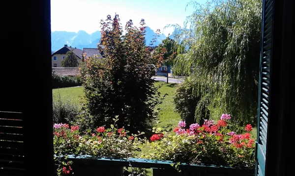 Vorderstoderi lakás balkon kilátás a Hinterstoderi hegyekre